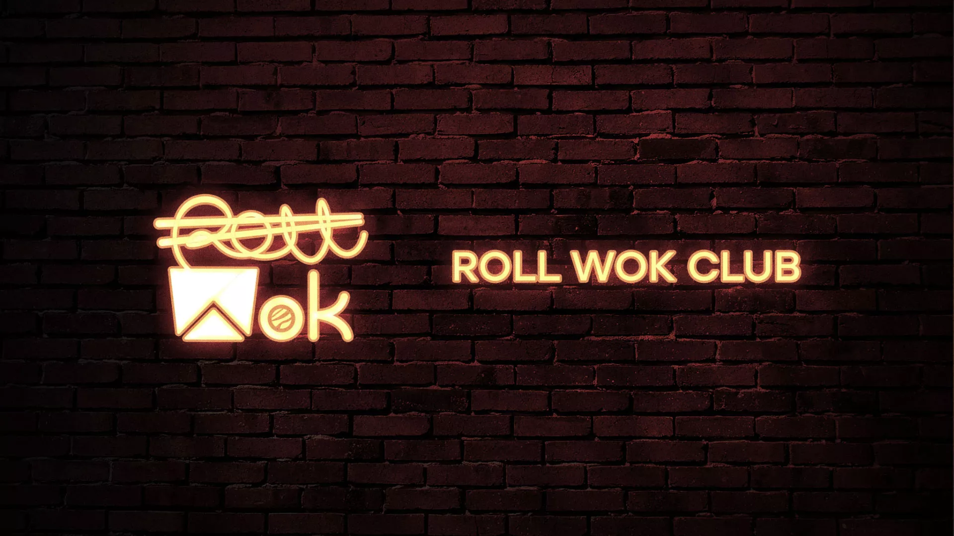 Разработка логотипа суши-бара «Roll Wok Club» в Тарко-Сале