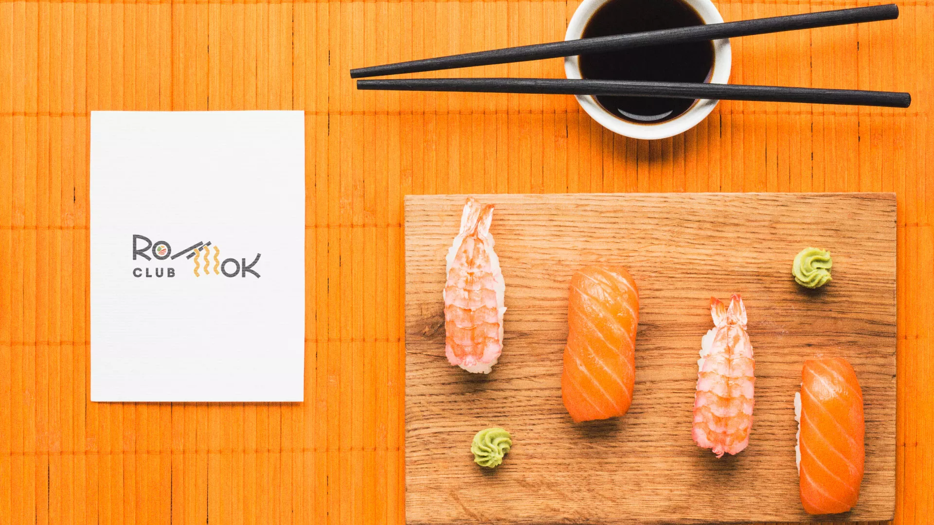 Создание логотипа суши-бара «Roll Wok Club» в Тарко-Сале